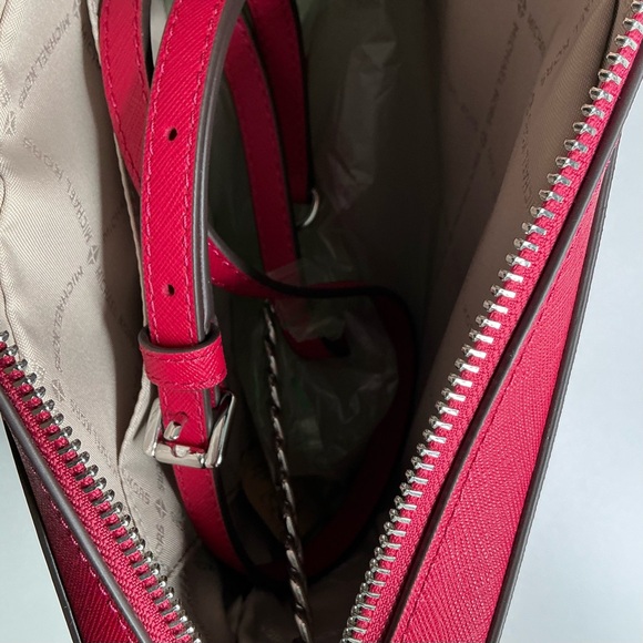 Michael Kors Jet Set Item Large Crossbody Dark Raspberry New With Tags $398 New - Picture 9 of 13